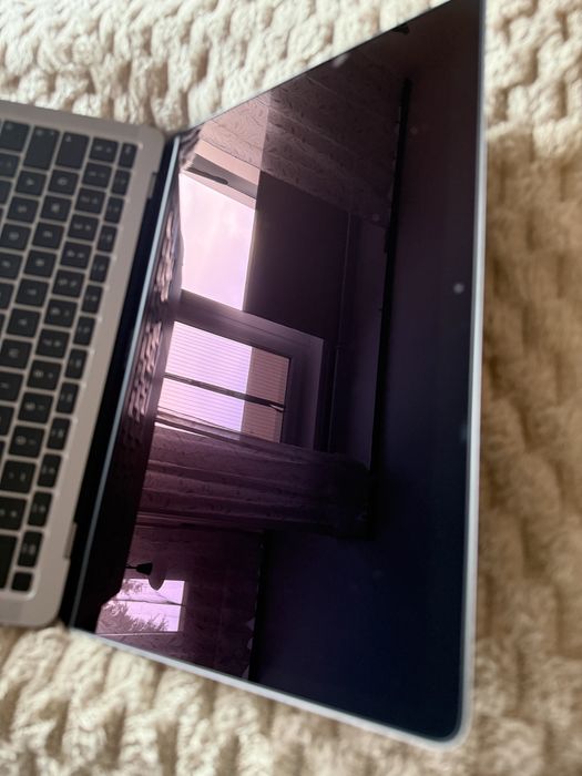 Macbook air m1 8/256gb