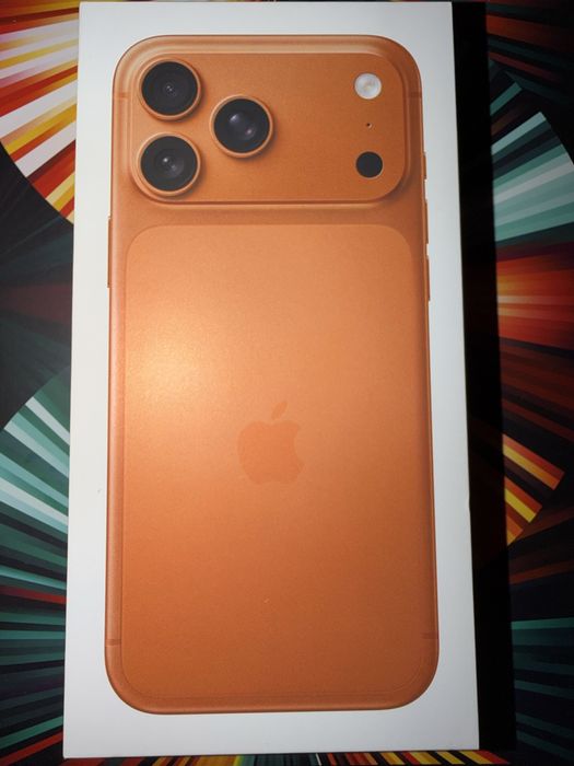 Apple IPhone 17 Pro Max 256Gb, Cosmic Orange, офіційна гарантія