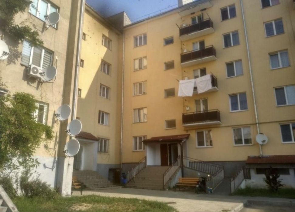 Продаж 2х кімм квартира  Петефі