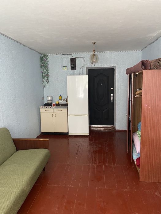 Продам кімнату .