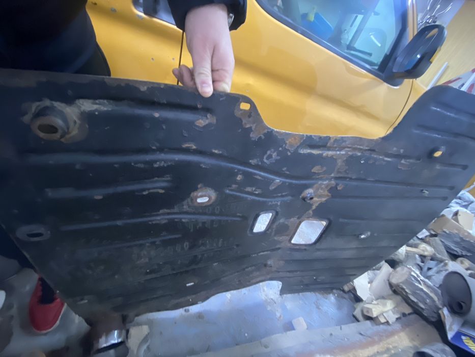 Захист двигуна BMW E 60 2.5 бензин