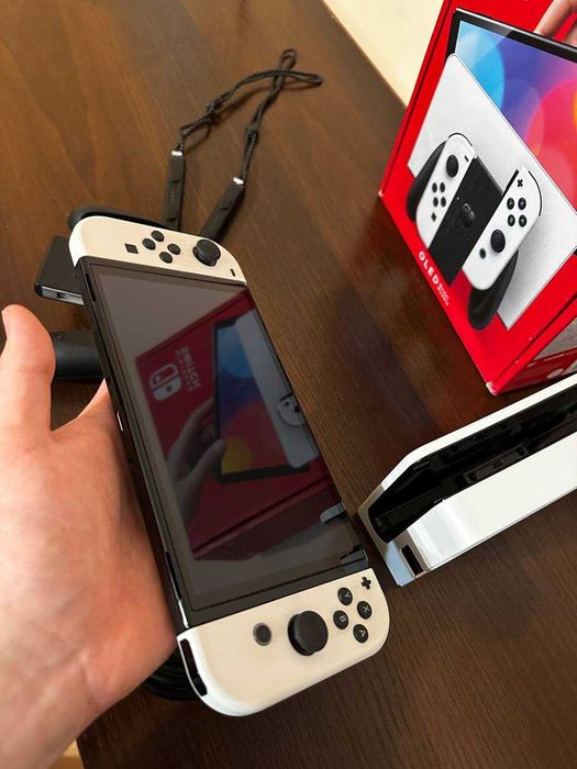 Nintendo Switch OLED Zestaw