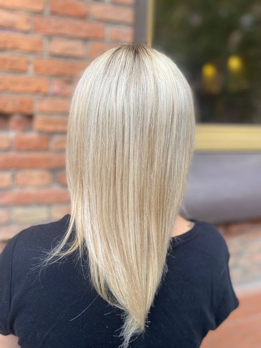 Фарбування волосся Airtooch