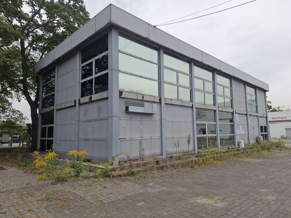 Hala magazyn biuro kontenery