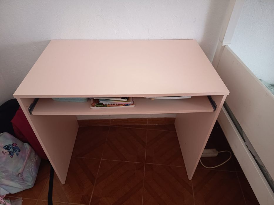 Secretária Rosa Quarto