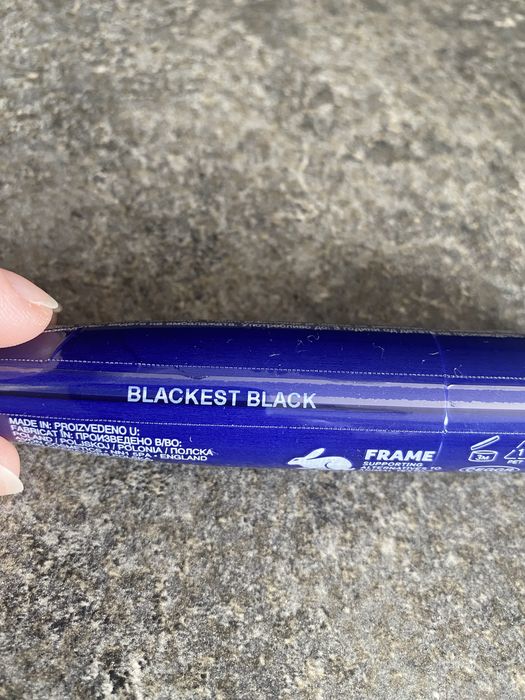 Avon tusz Extravert black nowy