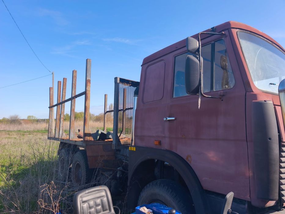 Продам Маз лісовоз