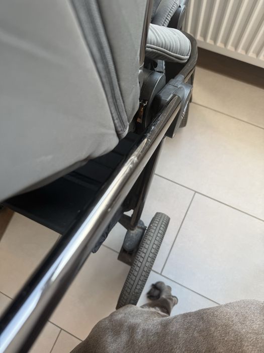 Sprzedam Wózek Venicci Upline Lava