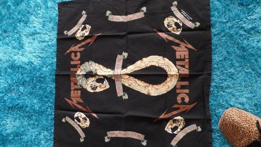 Lenços originais de bandas musicais