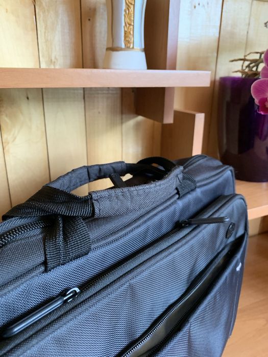 Сумка портфель фірмена “hp” для ноутбука на 15.6 дюймів 40*30*5 см