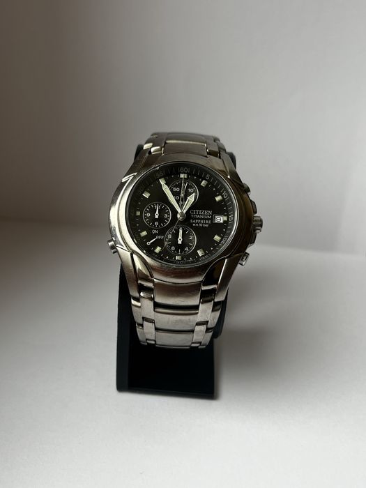 Чоловічий голдинник Citizen Titanium Sapphire