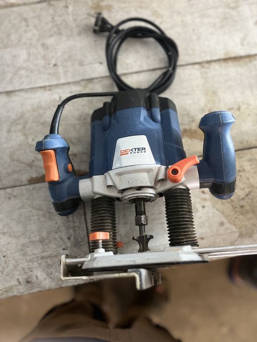 Tupia com fio guia e 6 bits 1300 e dexter