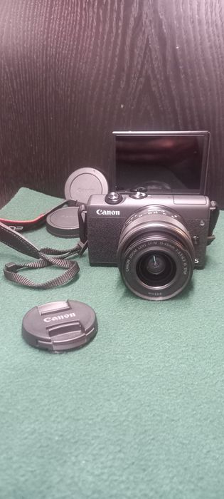 Canon mirrorless EOS M200 + Lente 15/45