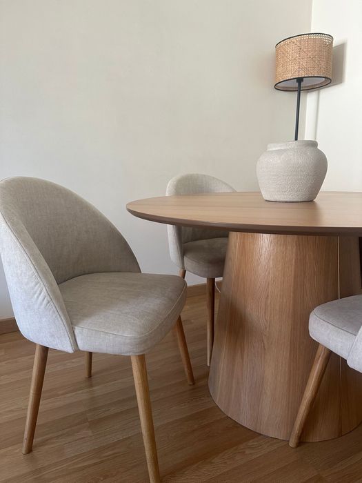 4 cadeiras de sala de jantar