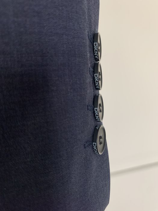 Oryginalny garnitur DKNY 100% wełna Superfine Wool Super 100%