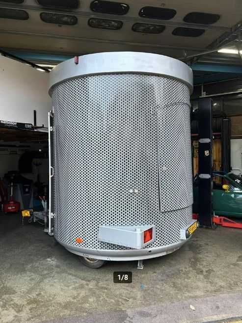 Bar Móvel para eventos,  com design inovador, diferente fácil destaque