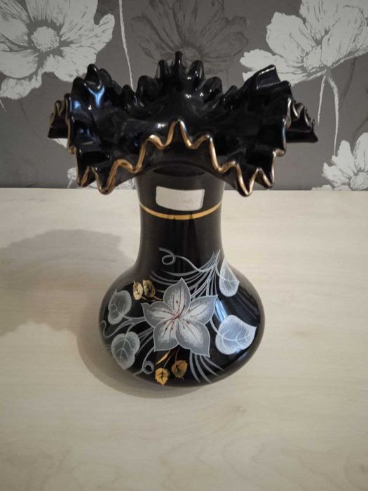 Вазы богемское стекло.