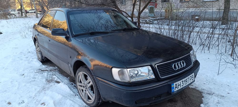 Продам Audi 100c4