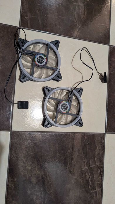Aerocool Hexaform g-bk-v2 + 2 RGB Wiatraki