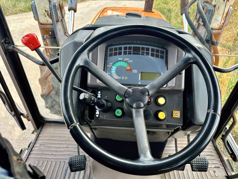 Renault Ceres 355x 96 Km