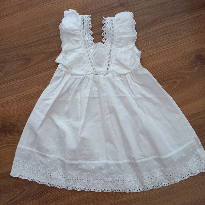 Плаття на дівчинку