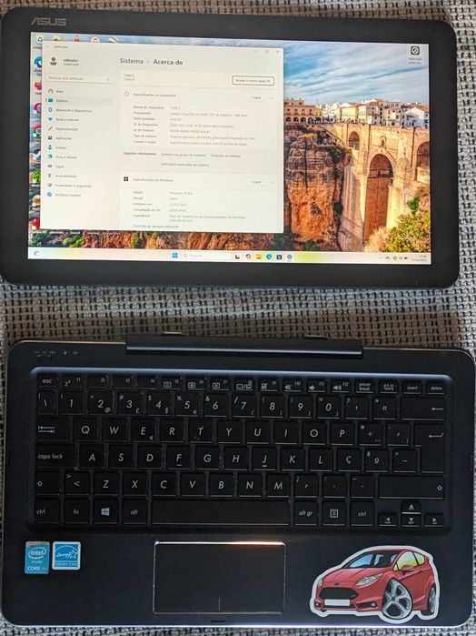 Portátil/tablet ASUS T300 Chi + Acessórios