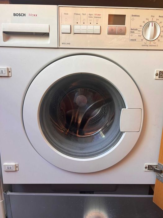 Máquina de lavar roupa Bosch Maxx WFXI 2440