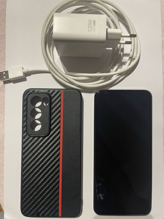 Oppo Reno 12 Pro 5G (12Gb RAM / 512 GB Armazenamento)