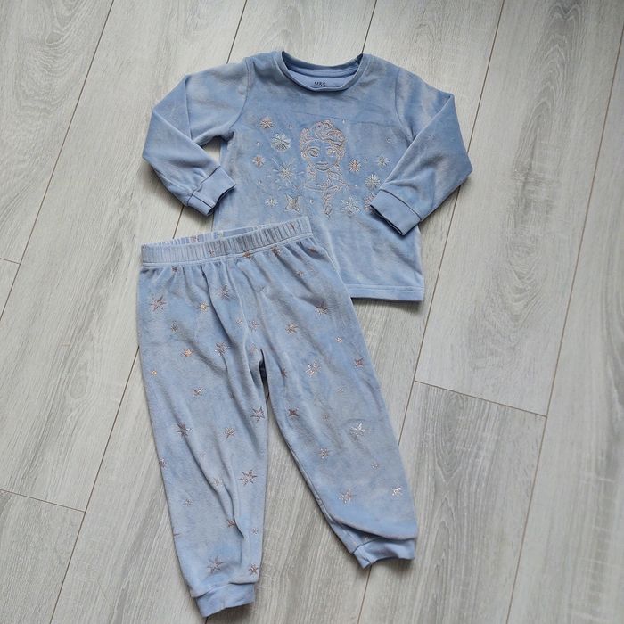 Одяг: кофти, штани піжами жилетки для дівчинки 2-3 роки 98 - 104  розм