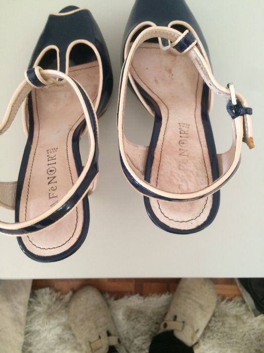 Sapato alto, 37 Café Noir