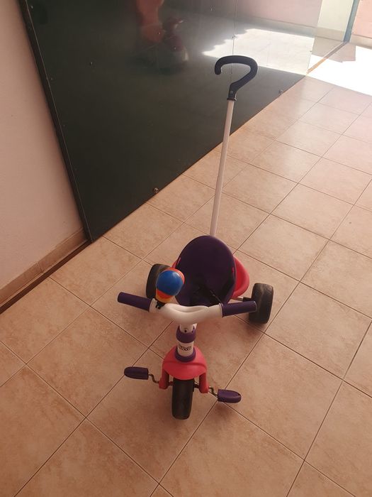 Triciclo para criança