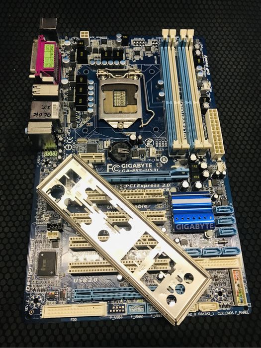 Материнська/Материнская Gigabyte GA-P55-US3L / Socket 1156 /4x DDR 3