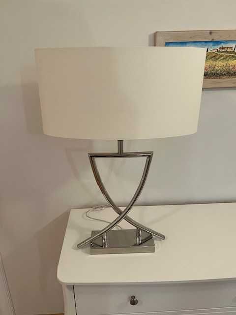 Ekskluzywna lampa do salonu