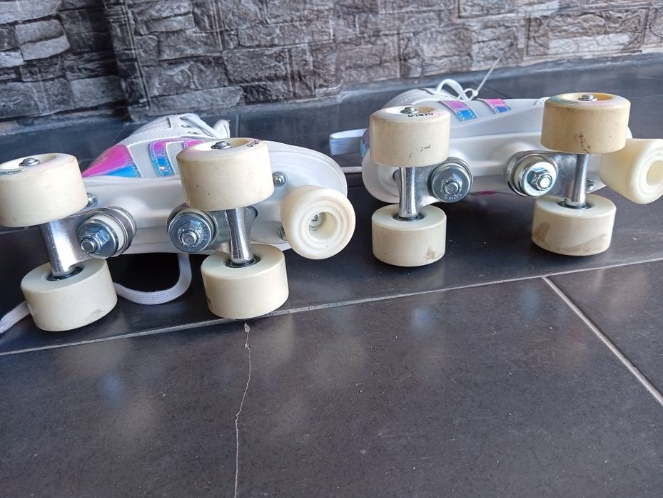 Patins de 4 rodas para criança