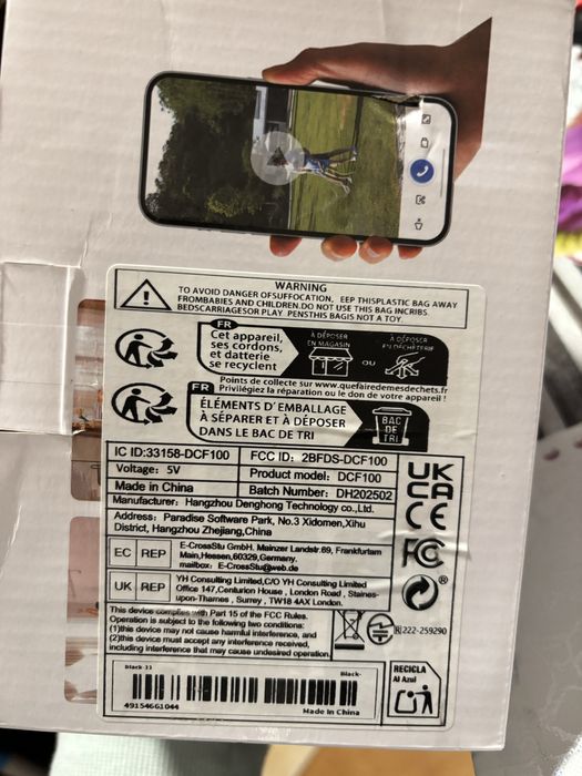 Продам дві Смарт камери DCF100 нові .