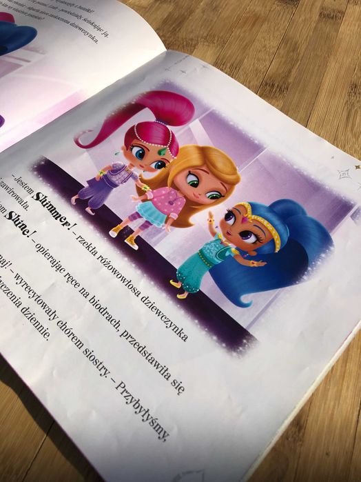 Książeczki z serii "Shimmer i Shine"