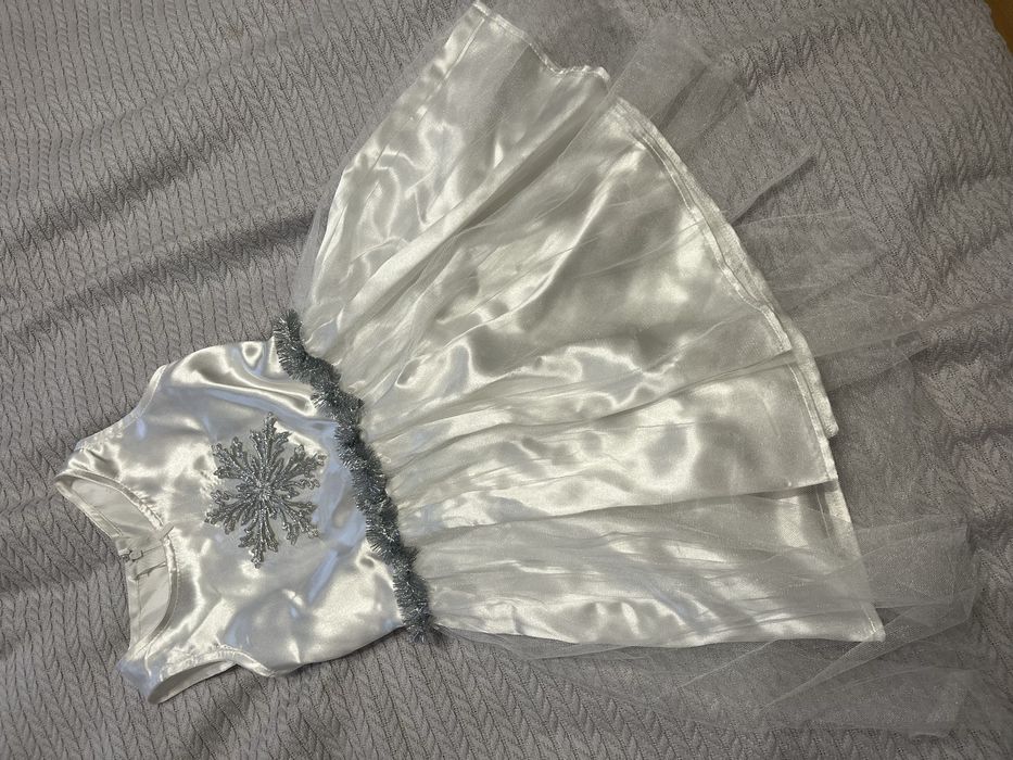 Платье  снежинка