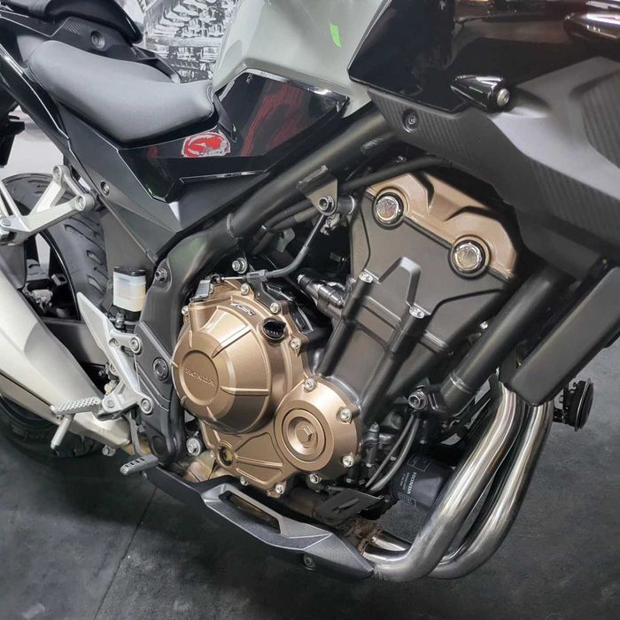 Honda CB500F 2023