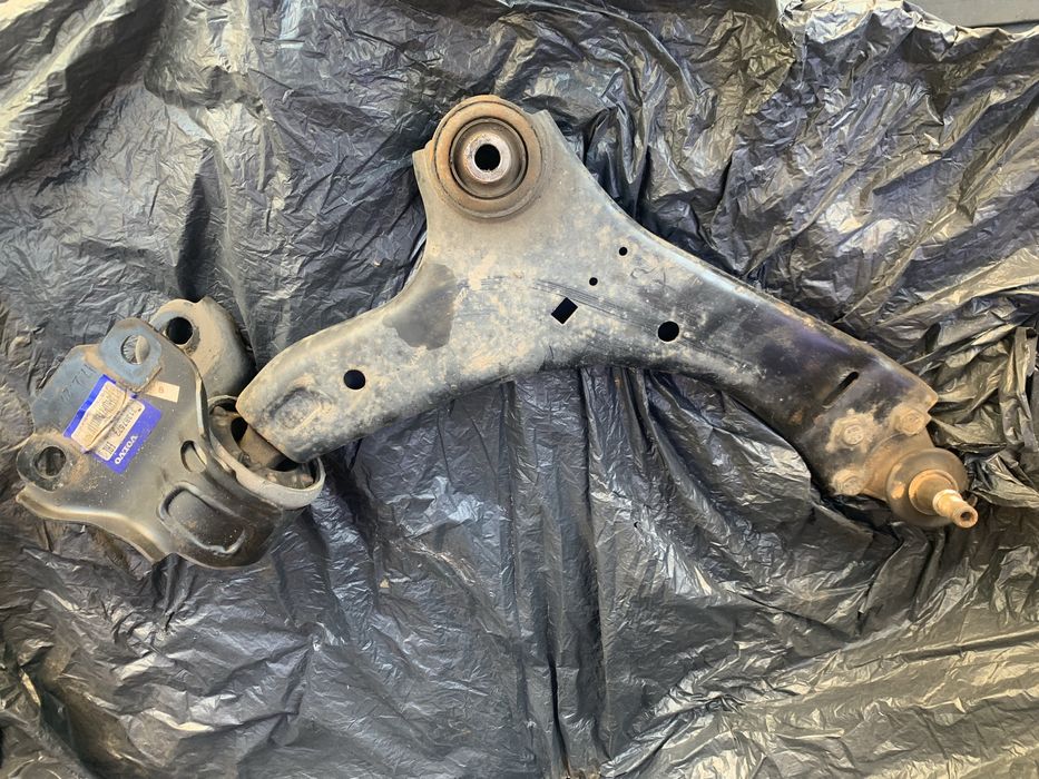 Рычаг передний Freelander 2, Volvo XC 60