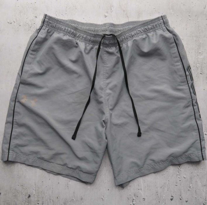 Under Armour krótkie spodenki XL