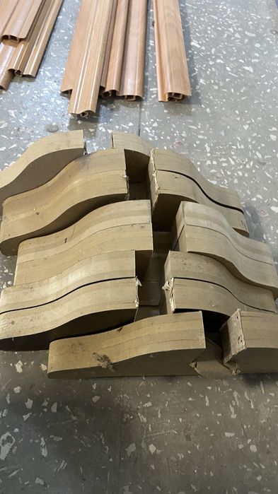 Підставки для зразків дверей в магазин