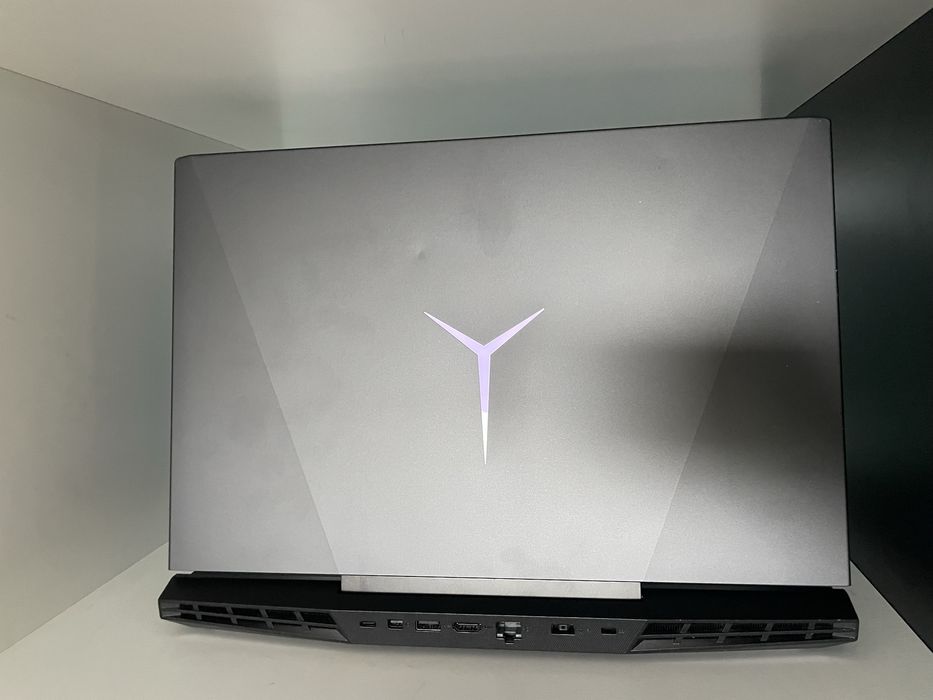 Lenovo Legion Y545