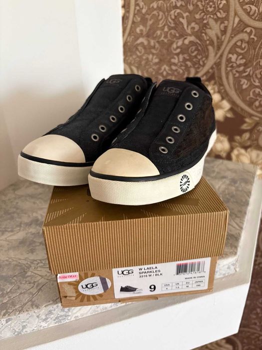 Кеди замшеві, кросівки жіночі бренд UGG Australia НОВІ ОРИГІНАЛ
