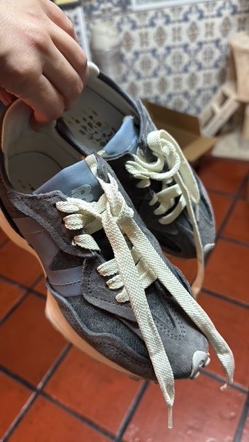 New balance cinza