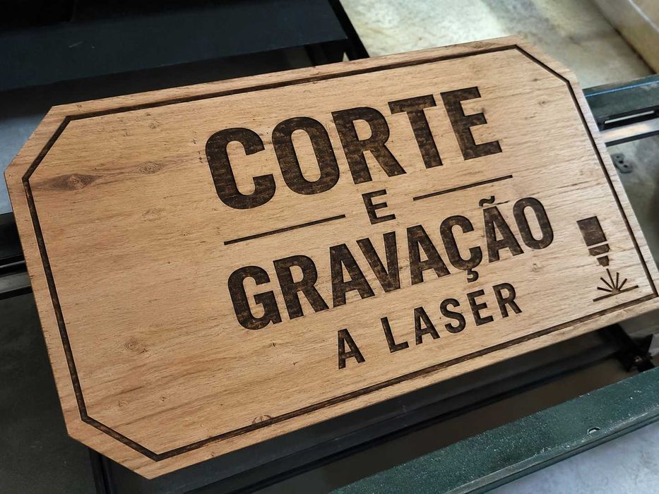 Corte e gravação a laser — Madeira, Pedra, Couro, acrilico e metal