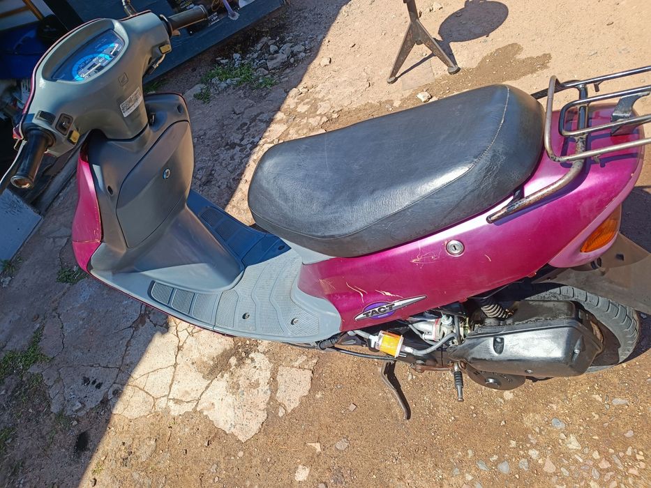 Продам Хонда такт 30
