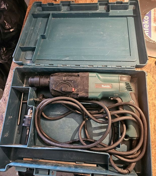 Młotowiertarka Makita HR2450