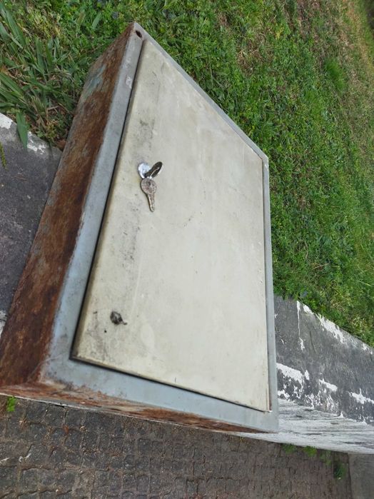 Quadros Elétricos Antigos Vintage