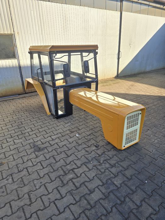 Nowa kabina c360 c4011 kabina c330 URSUS c360 ‼️Gratis ‼️