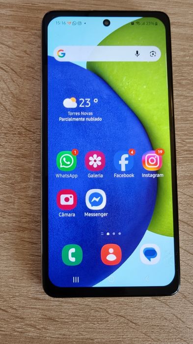 Samsung Galaxy A52